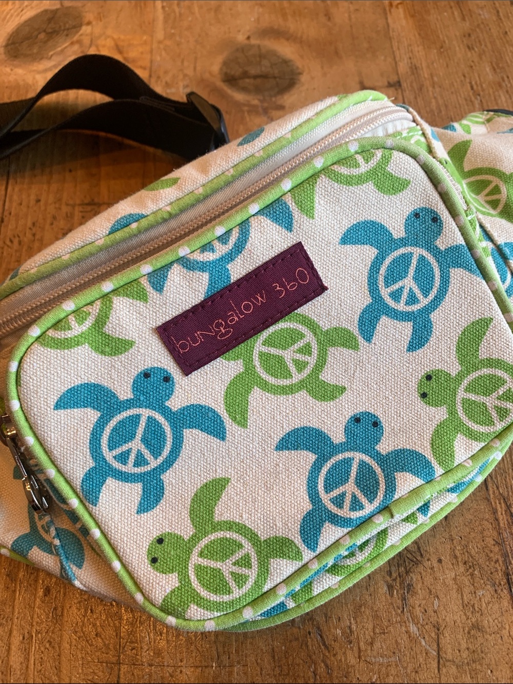 bungalow 360 Womens Turtle Print Waist Bag in Green & Blue